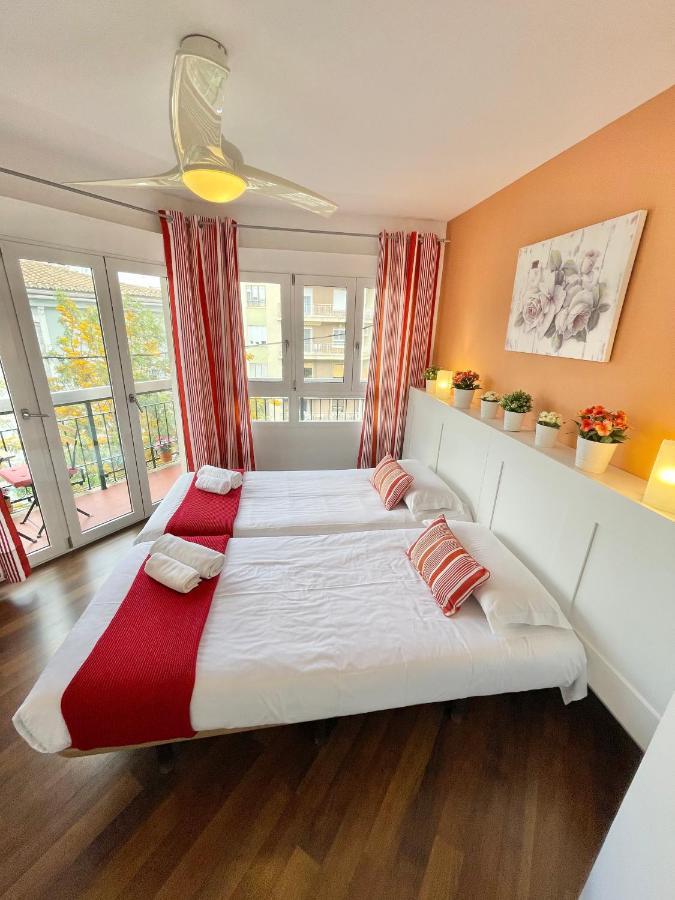 Apartamentos Sevilla バレンシア エクステリア 写真