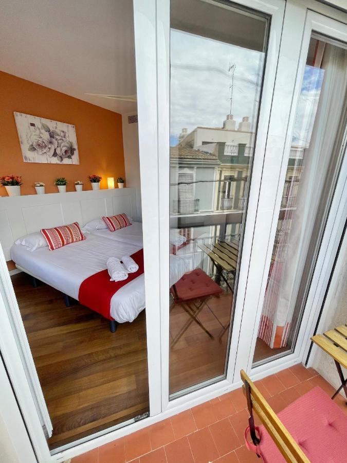 Apartamentos Sevilla バレンシア エクステリア 写真
